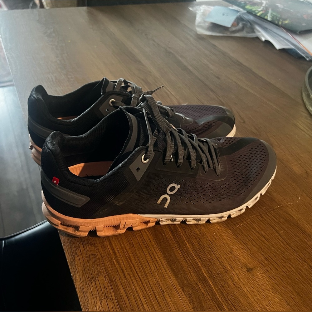 On Running women’s  Black and pink wide width Shoes